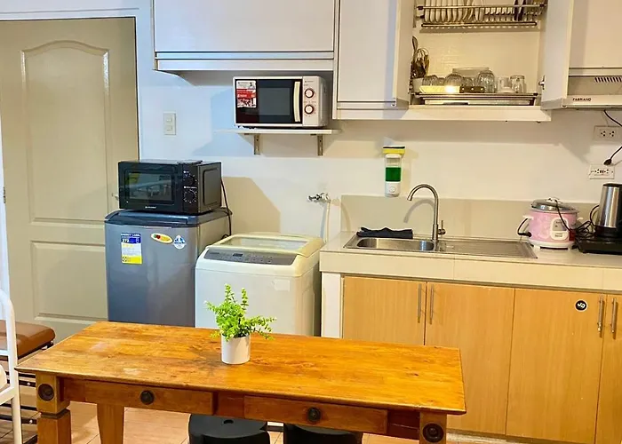 Your Comfort Zone Staycation2 * Manila
